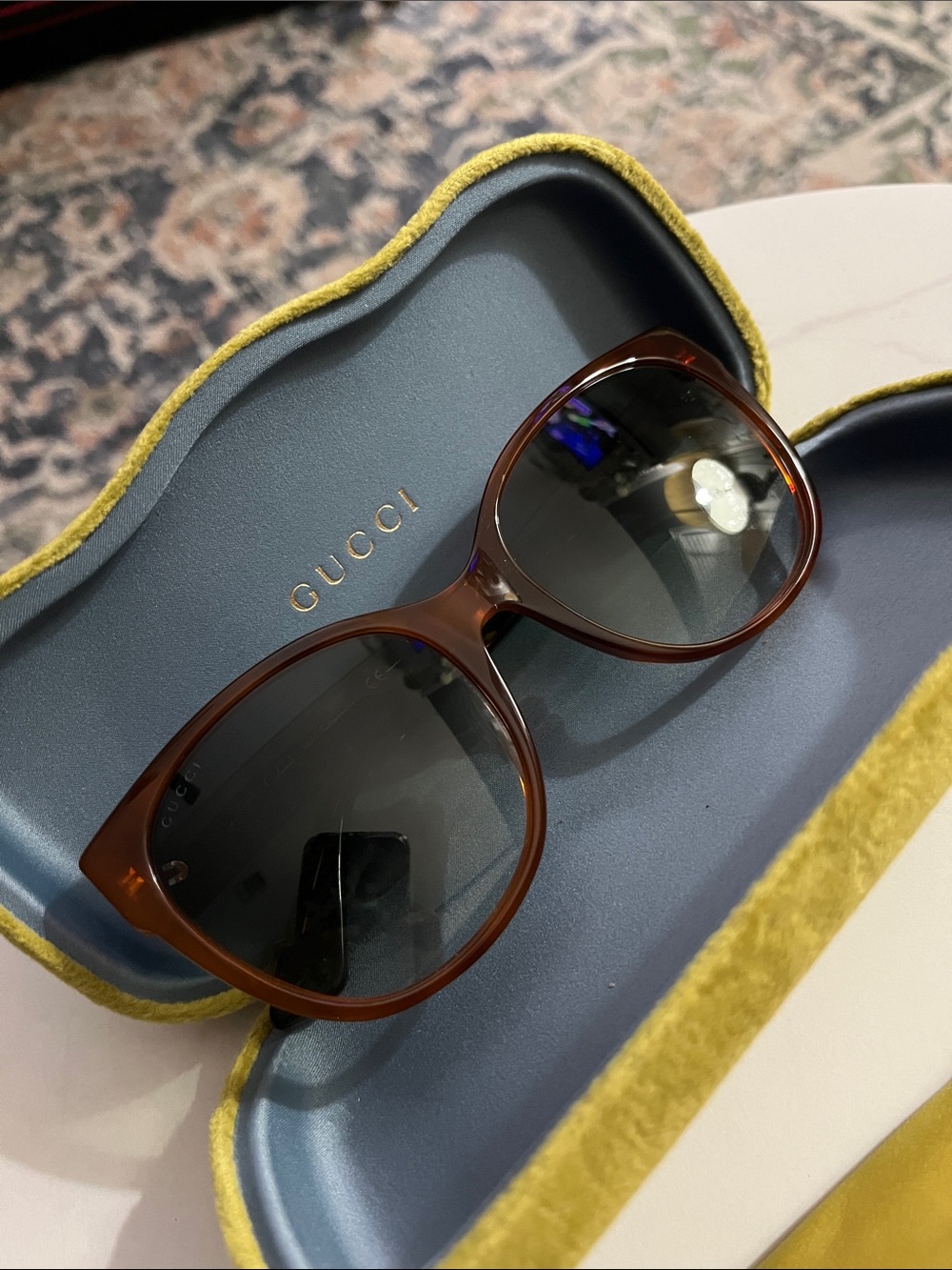 GUCCI Brown Tortoiseshell Sunglasses